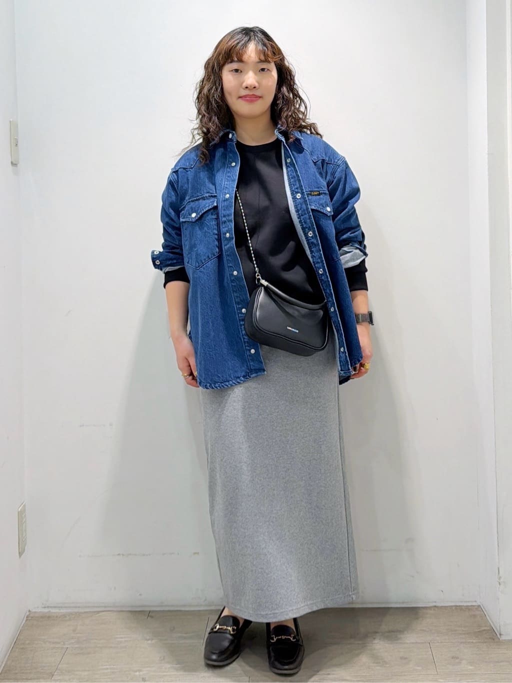 sumicaさんの「OPAQUE.CLIP｜【Lee別注】ウエスタンシャツデニムジャケット【洗濯機OK】」を使ったコーディネート