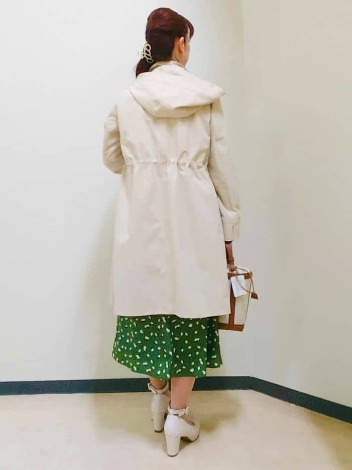 花さんの「Reflect｜【セレモニー／通勤／おでかけに◎】フラワープリントボウタイワンピース」を使ったコーディネート