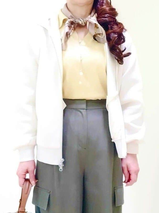 花さんの「Reflect｜ストレートワイドカーゴパンツ」を使ったコーディネート