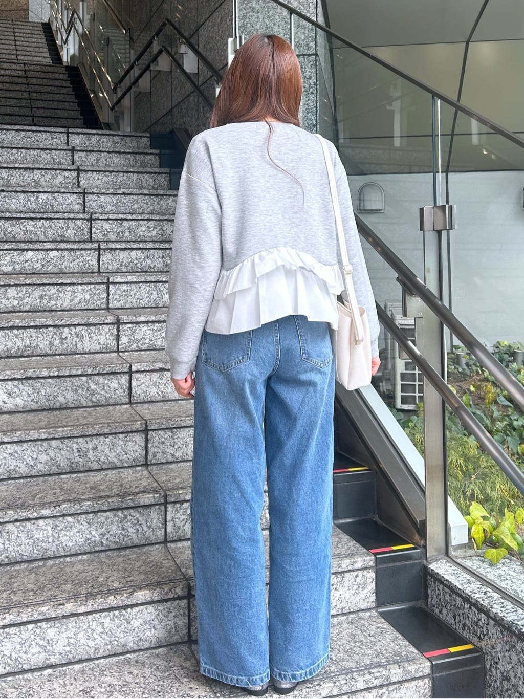 Risaさんの「OPAQUE.CLIP｜ワイドストレートデニムパンツ【洗濯機OK】《S～LL》」を使ったコーディネート