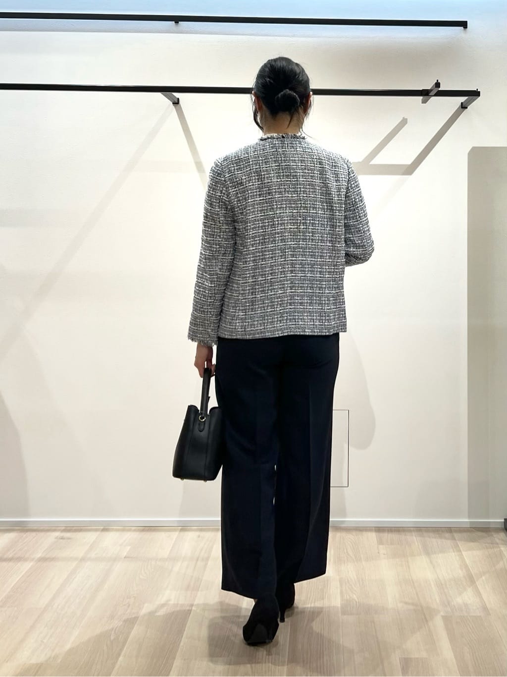 TOMOMIさんの「UNTITLED｜【仕事着/スーツ】ファンシーツイード ジャケット」を使ったコーディネート