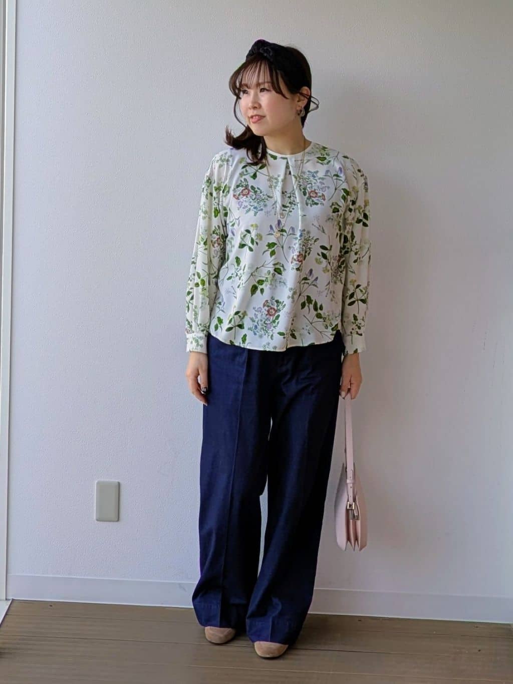 なみきさんの「UNTITLED｜【花柄/洗える】ボタニカルブラウス」を使ったコーディネート