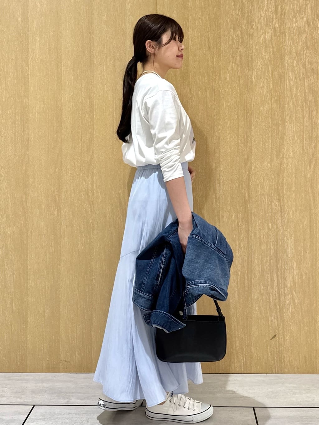 nanaさんの「UNTITLED｜【コットン100/洗える】フォトロングTシャツ」を使ったコーディネート