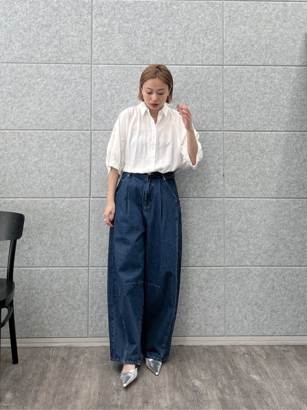 Harukaさんの「INDIVI｜バックドロストブラウス」を使ったコーディネート