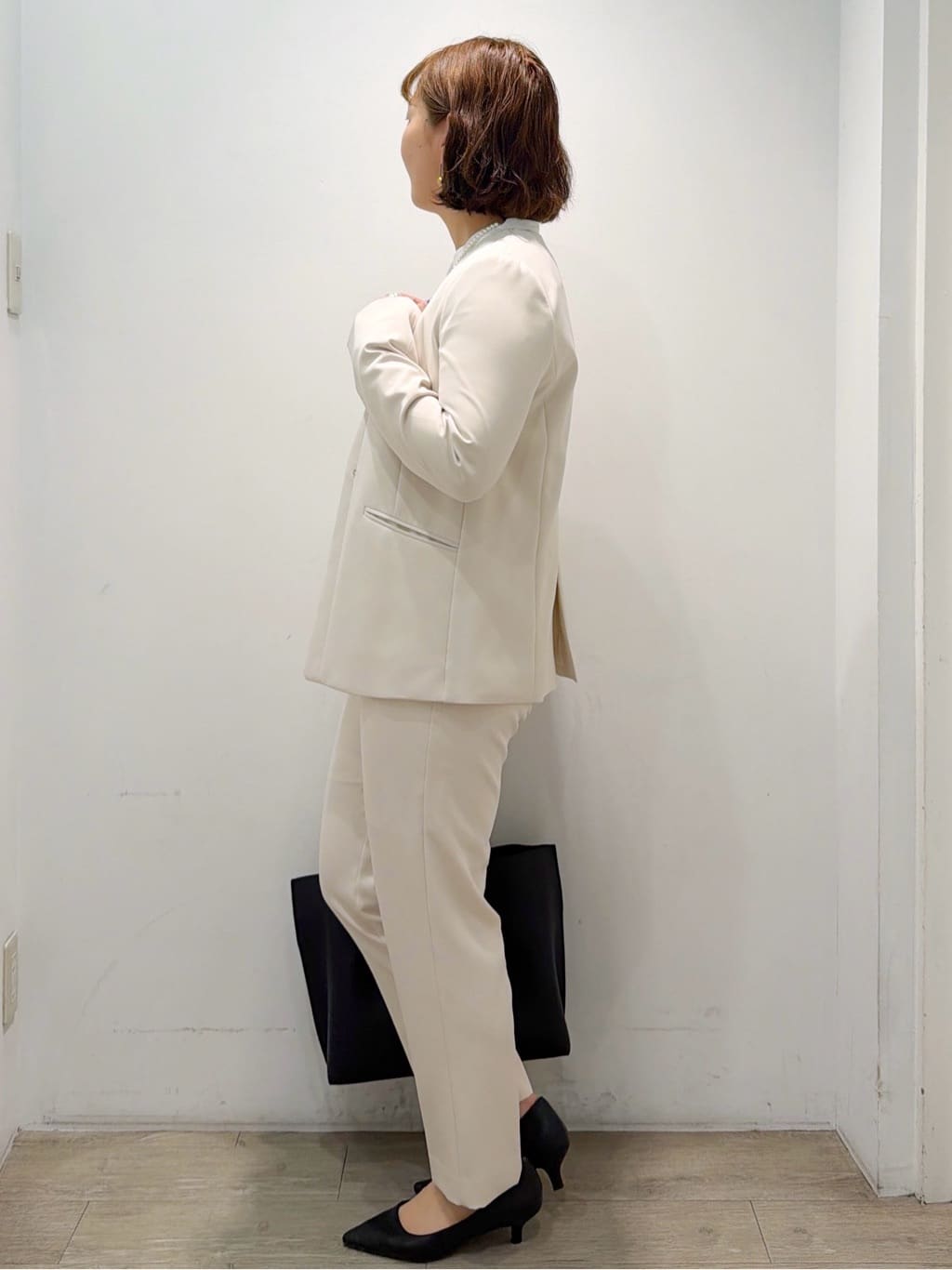 sumicaさんの「OPAQUE.CLIP｜《通勤／セットアップ対応》 Vネックジャケット／ダブルクロス【洗濯機OK】」を使ったコーディネート