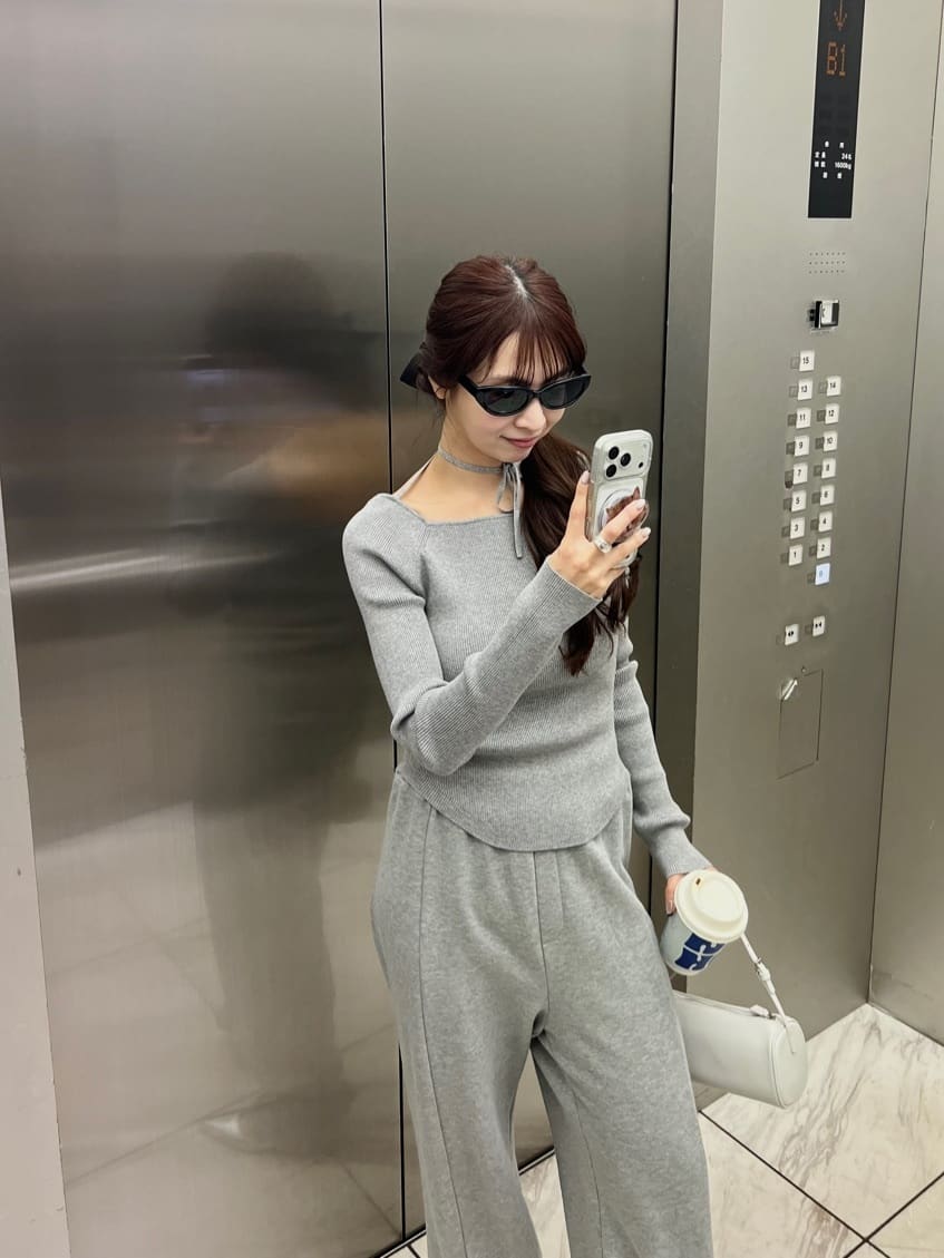 kanamiさんの「CODE A｜square fit knit」を使ったコーディネート