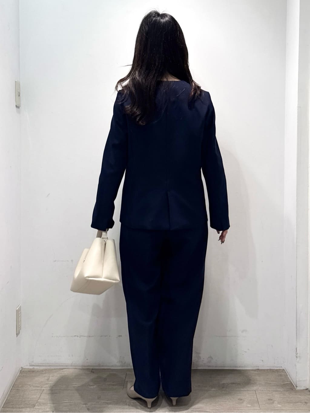 yuicciさんの「OPAQUE.CLIP｜《通勤／セットアップ対応》 Vネックジャケット／ダブルクロス【洗濯機OK】」を使ったコーディネート