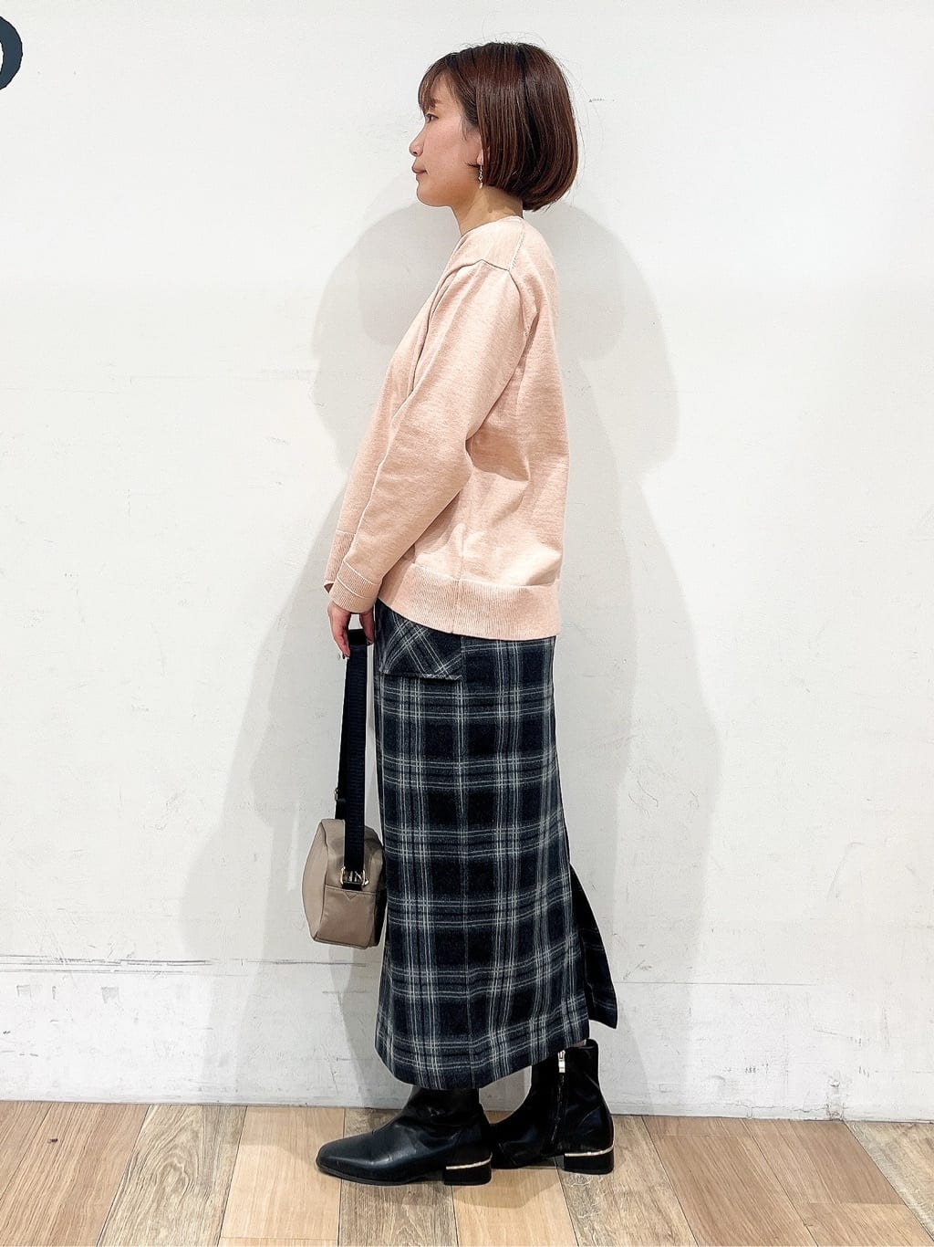 山さんさんの「grove｜【SETUP可能】冬から春まで心地よく　タック編みオーバーサイズニット」を使ったコーディネート