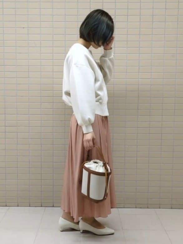 ひまりさんの「Reflect｜【インナーにおすすめ◎】クルーネックストレッチリブトップス」を使ったコーディネート