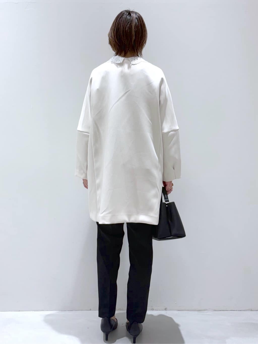 こじさんの「OPAQUE.CLIP｜レース衿ペプラムブラウス【洗濯機OK／ストレッチ】」を使ったコーディネート