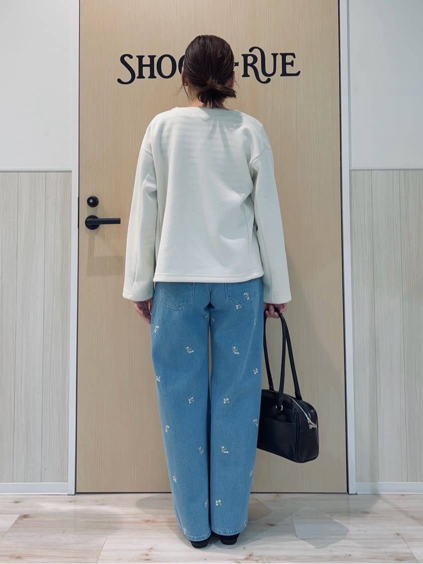 funafunaさんの「SHOO･LA･RUE｜フラップポケット横長ボストンバッグ」を使ったコーディネート
