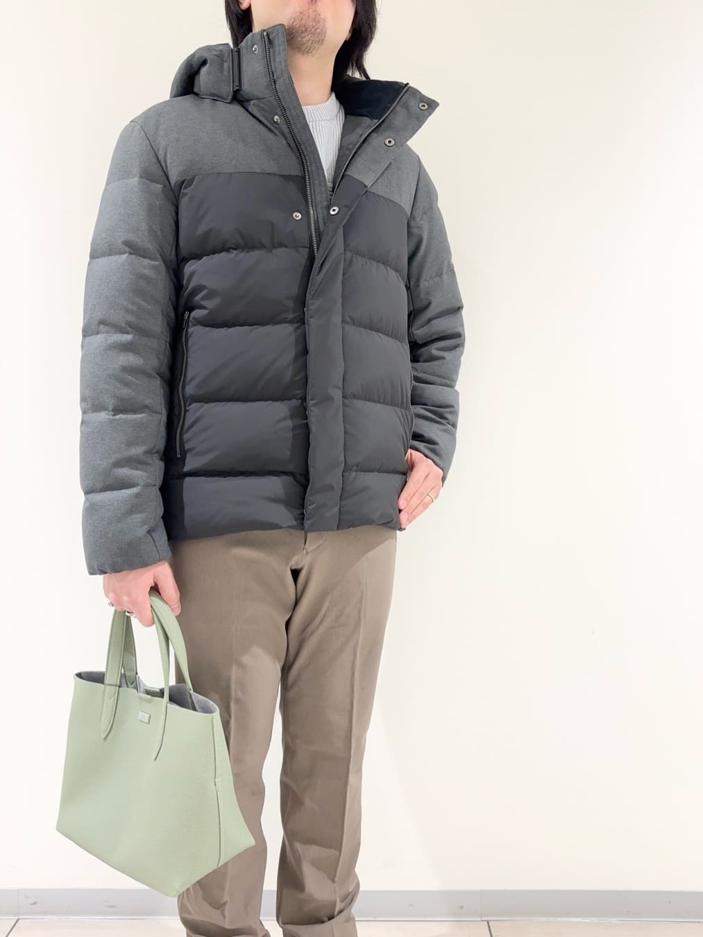 及川さんの「TAKEO KIKUCHI｜カラーコンビ ダウンブルゾン」を使ったコーディネート