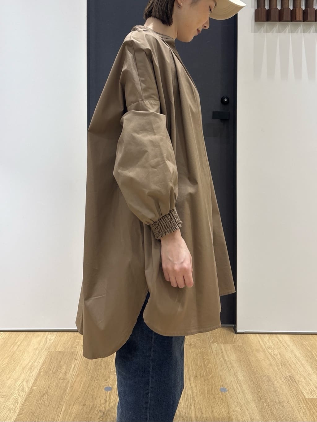 risaさんの「Dessin｜【洗える】シャーリングネックチュニックシャツ」を使ったコーディネート