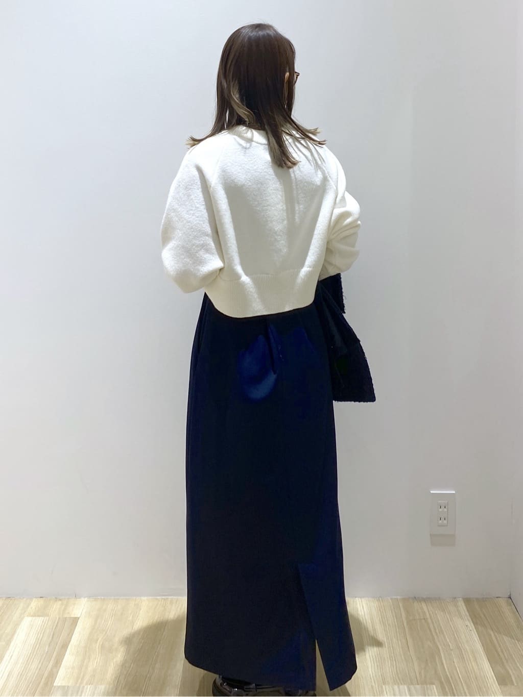 えりさんの「OPAQUE.CLIP｜ショルダータックショートニット【洗濯機OK】」を使ったコーディネート