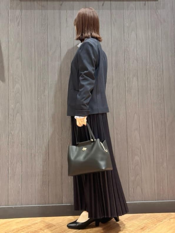meiさんの「SHOO･LA･RUE｜【洗濯機可/UV/SS-3L】すっきり好印象 ノーカラージャケット」を使ったコーディネート