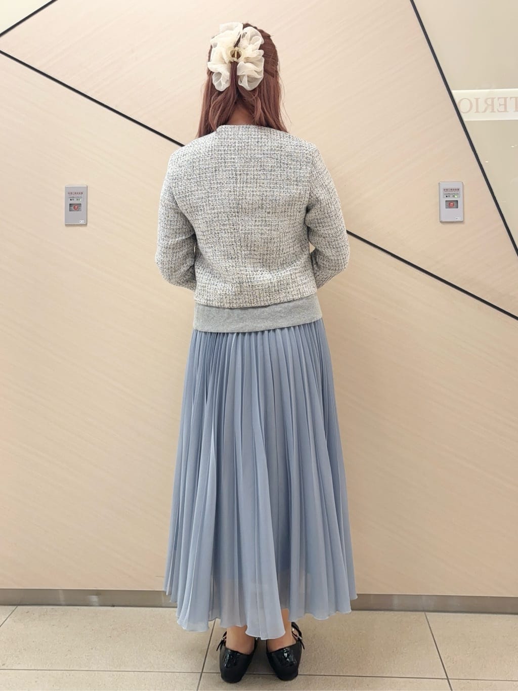 Rinaさんの「DRESSTERIOR｜ウォッシャブルブライトシアープリーツスカート」を使ったコーディネート