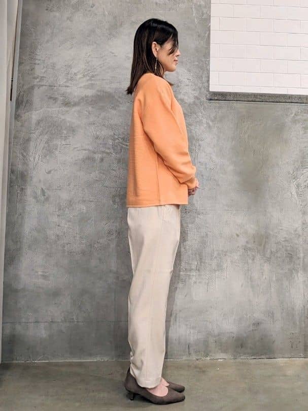  E.Yさんの「THE SHOP TK｜【S-XLサイズ/選べる6色】どこから見ても美しい ガーターニット/洗濯機OK」を使ったコーディネート