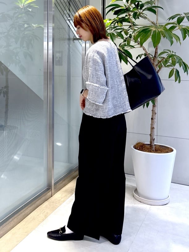 yukaさんの「UNTITLED｜◆【洗える】ツイードドルマンブラウス」を使ったコーディネート