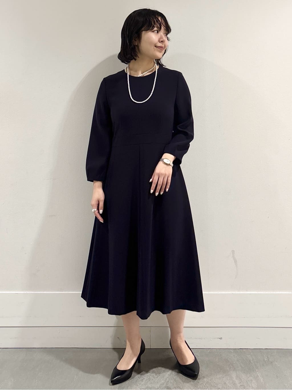 モエカさんの「UNTITLED｜【日本製・本革】Comfit Dresser Pumps（コンフィットドレッサーパンプス）」を使ったコーディネート