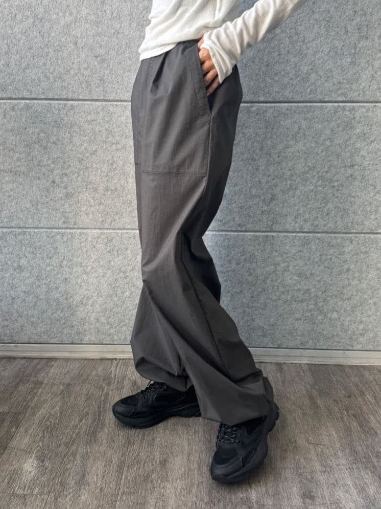 designer yukaさんの「CODE A｜drawcord utility pants」を使ったコーディネート