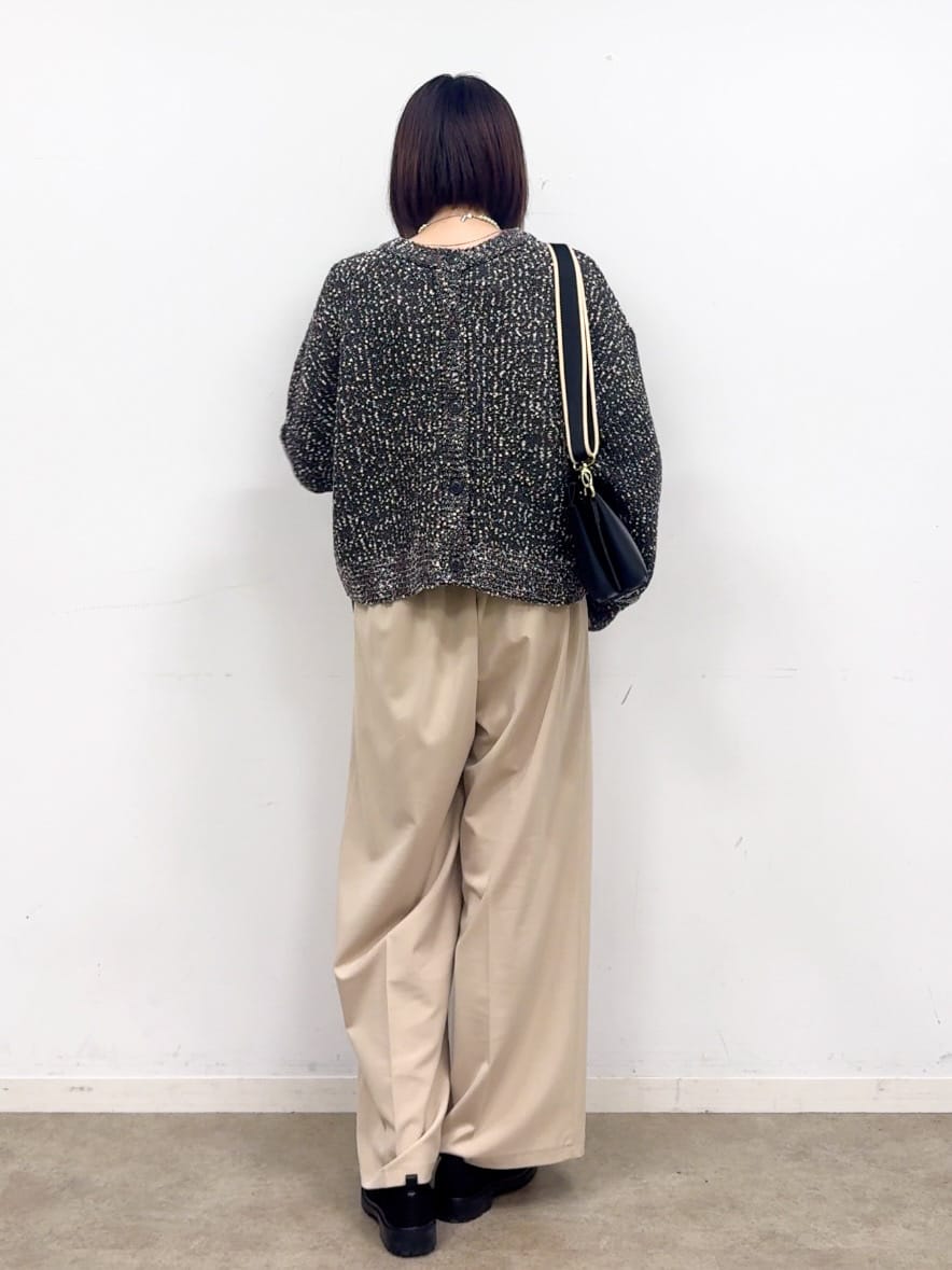𝐜𝐡𝐢𝐤𝐚さんの「SHOO･LA･RUE｜【洗濯機可/前後2WAY】ぽこぽこニットカーディガン」を使ったコーディネート