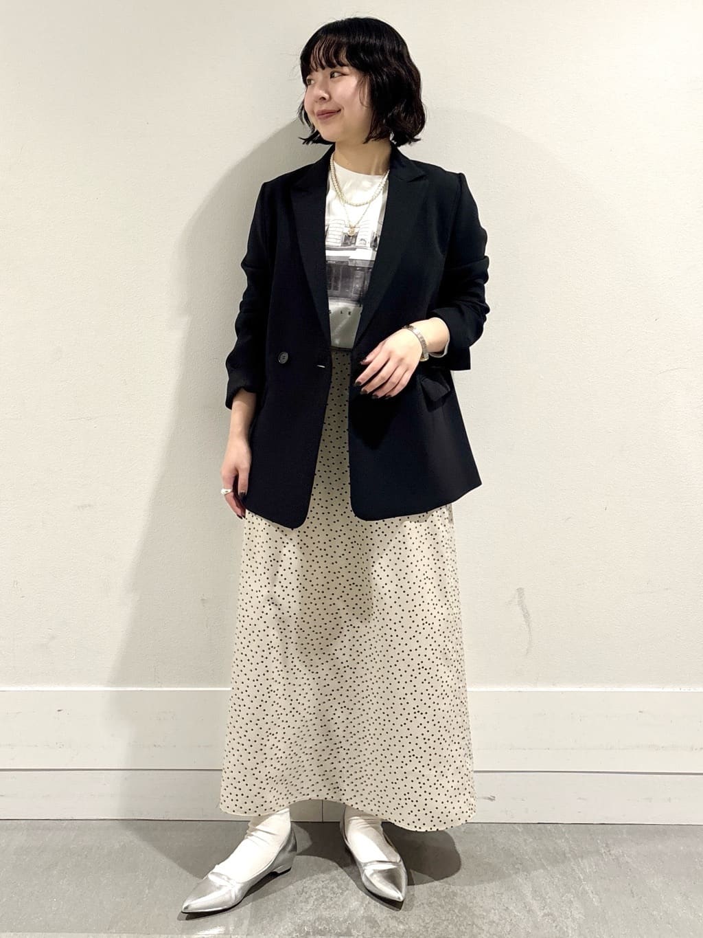 モエカさんの「UNTITLED｜◆【洗える/ストレッチ性】ダブルブレストジャケット」を使ったコーディネート