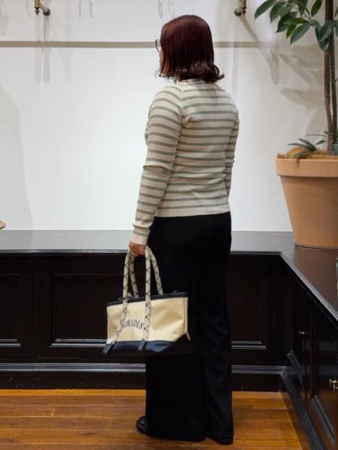 Asamiさんの「DRESSTERIOR｜【ウォッシャブル/撥水素材】撥水フーテッドツイルコート」を使ったコーディネート