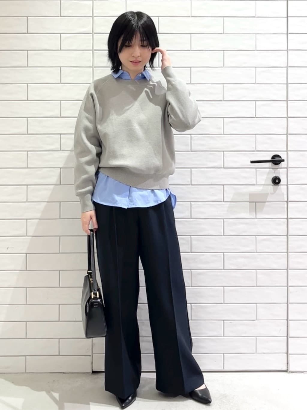 しおりさんの「OPAQUE.CLIP｜スウェットライクニット【洗濯機OK】」を使ったコーディネート
