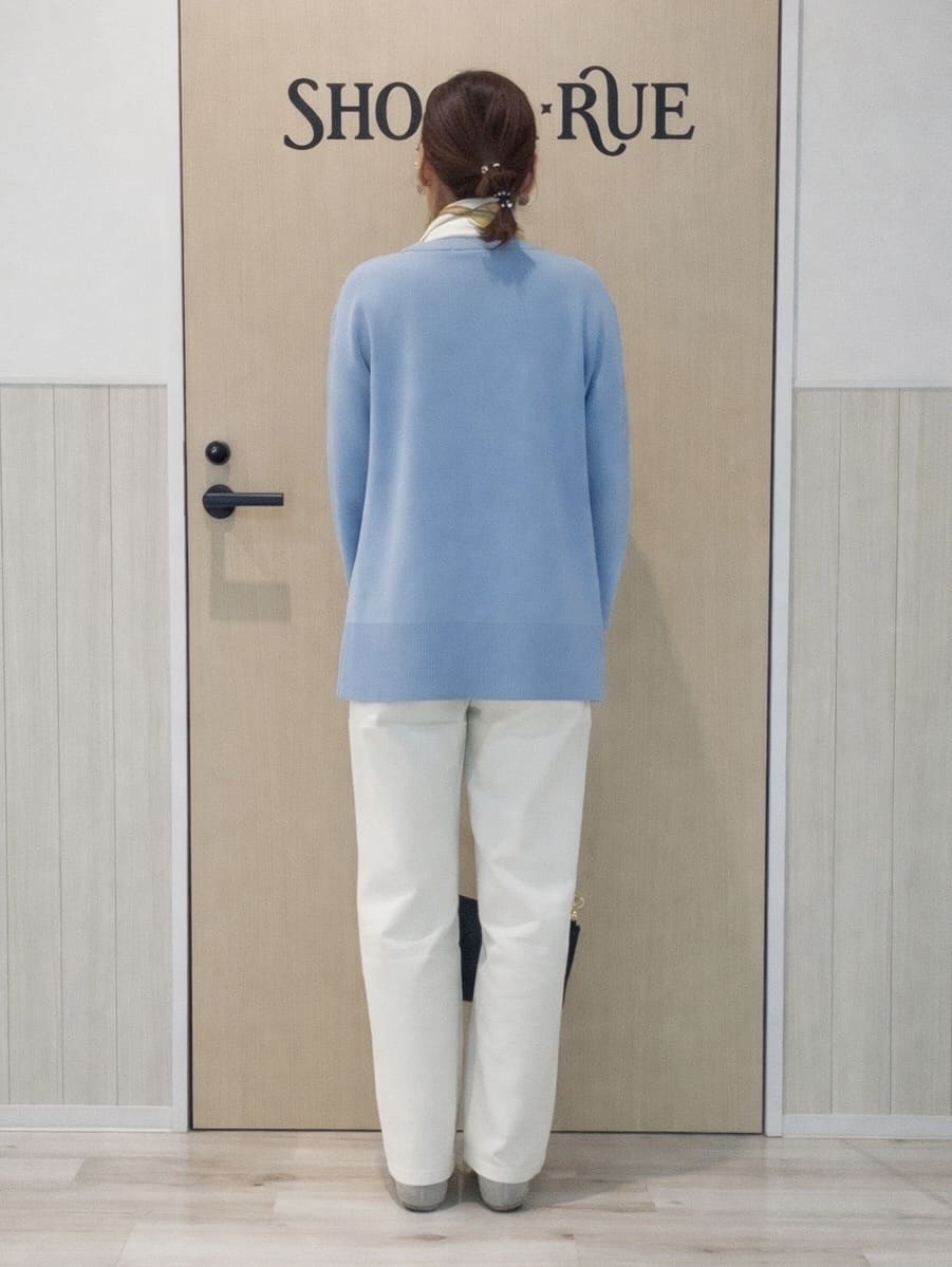 funafunaさんの「SHOO･LA･RUE｜【洗濯機可/SS-LL】すらっときれい見え 大人のストレッチストレートパンツ」を使ったコーディネート