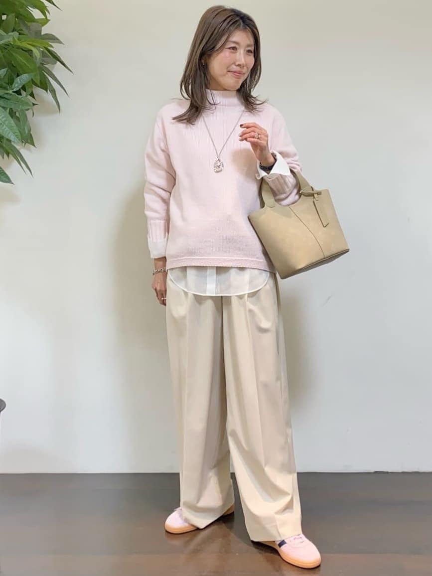 tomoさんの「UNTITLED｜【洗える】スポンディッシュ ボトルネックニット」を使ったコーディネート
