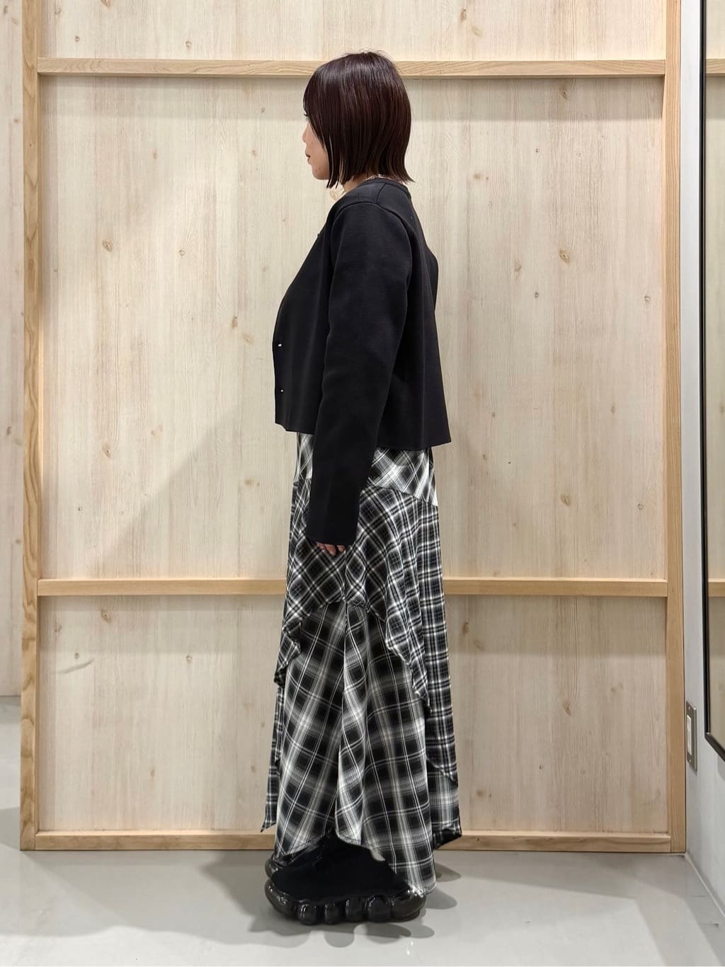 nanaさんの「THE SHOP TK｜ハーフミラノカーデ」を使ったコーディネート