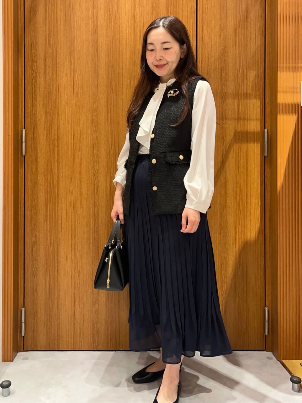 アスカさんの「index｜ファンシーツイードペプラムジレ【洗える】」を使ったコーディネート