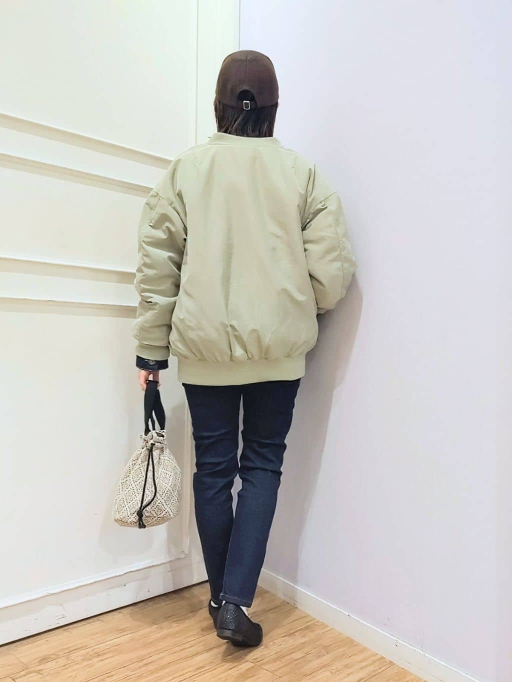 miomioさんの「SHOO･LA･RUE｜【SHOO・LA・RUE DENIM】毎日使いたくなる ストレッチデニムスキニーパンツ」を使ったコーディネート