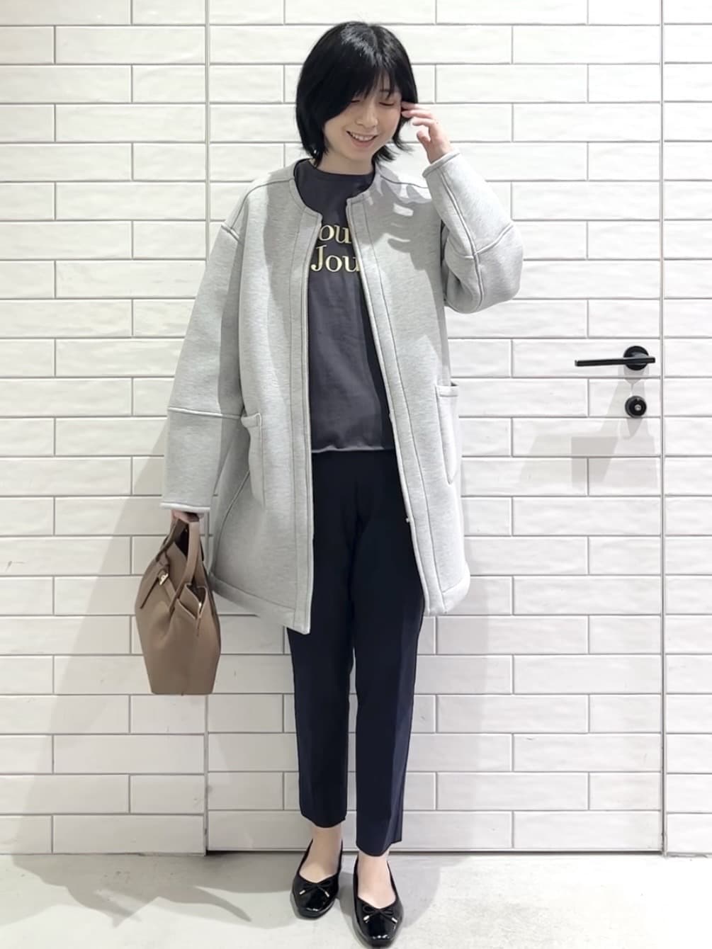しおりさんの「OPAQUE.CLIP｜リバーシブル配色ノーカラーコート【洗濯機OK】」を使ったコーディネート