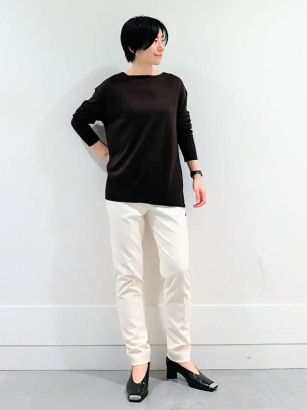 ミズタさんの「UNTITLED｜【8色展開/体型カバー】魅せるタイムレスニット」を使ったコーディネート
