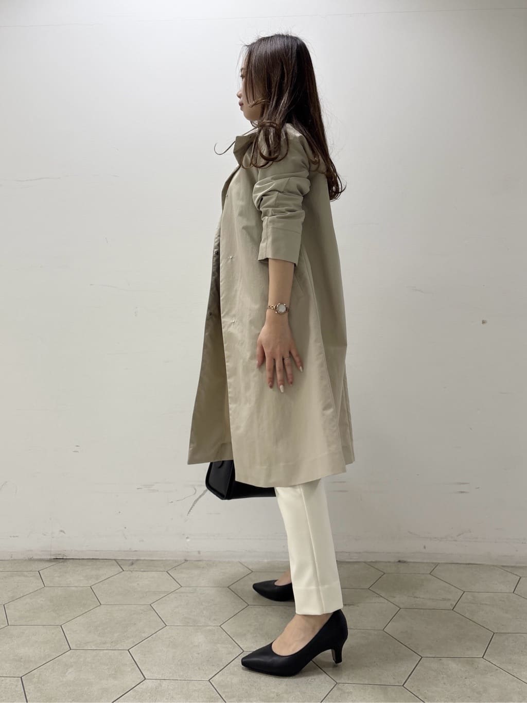 kahoさんの「INDIVI｜【撥水／軽量】ミニマル スタンドカラーコート」を使ったコーディネート