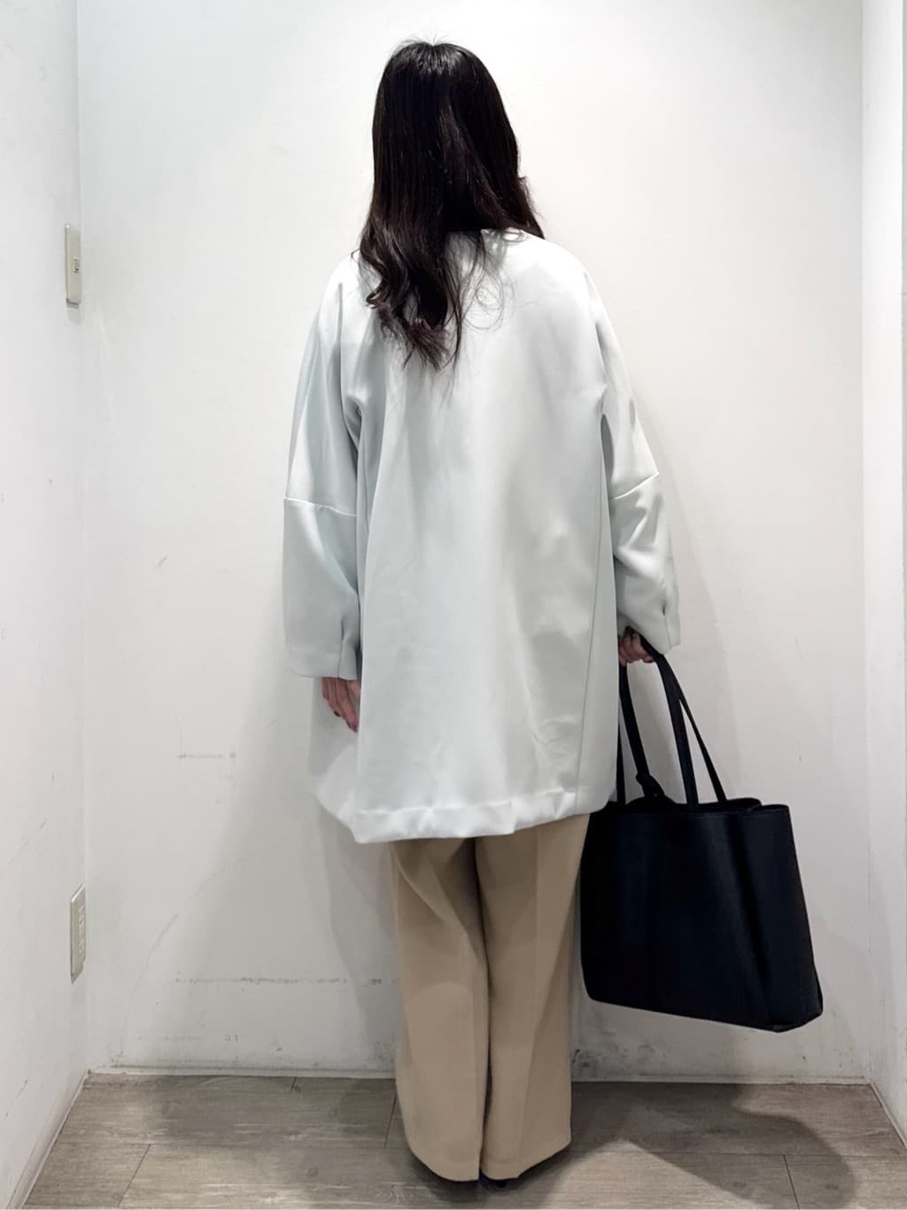 yuicciさんの「OPAQUE.CLIP｜フォルムスリーブミドルコート【洗濯機OK】」を使ったコーディネート