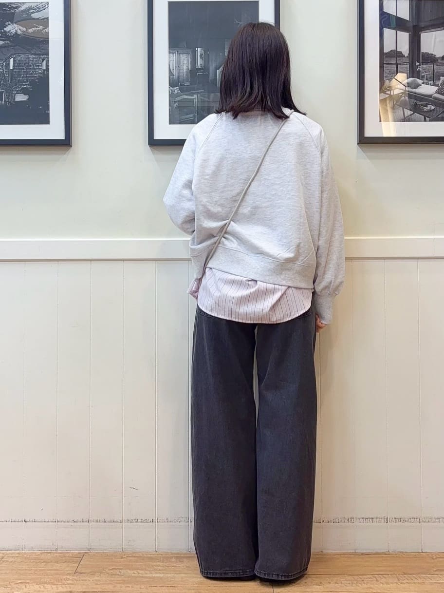 えぬさんの「SHOO･LA･RUE｜【SHOO・LA・RUE DENIM/S-LL】体型カバーにも バギーデニムワイドパンツ」を使ったコーディネート