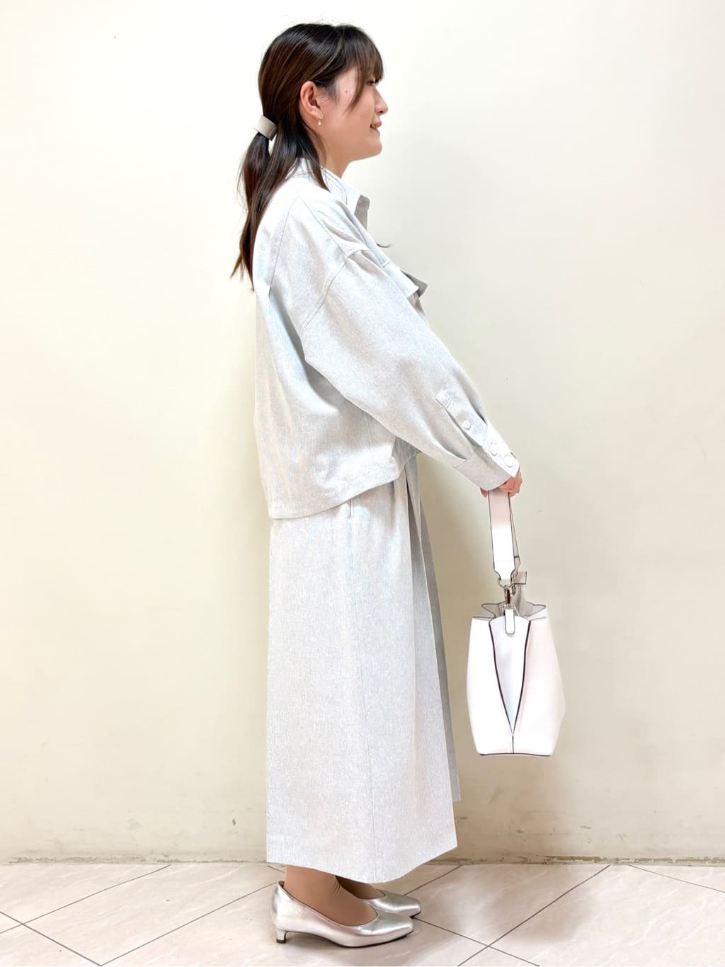 mikiさんの「Reflect｜リネンライクワイドミディパンツ」を使ったコーディネート