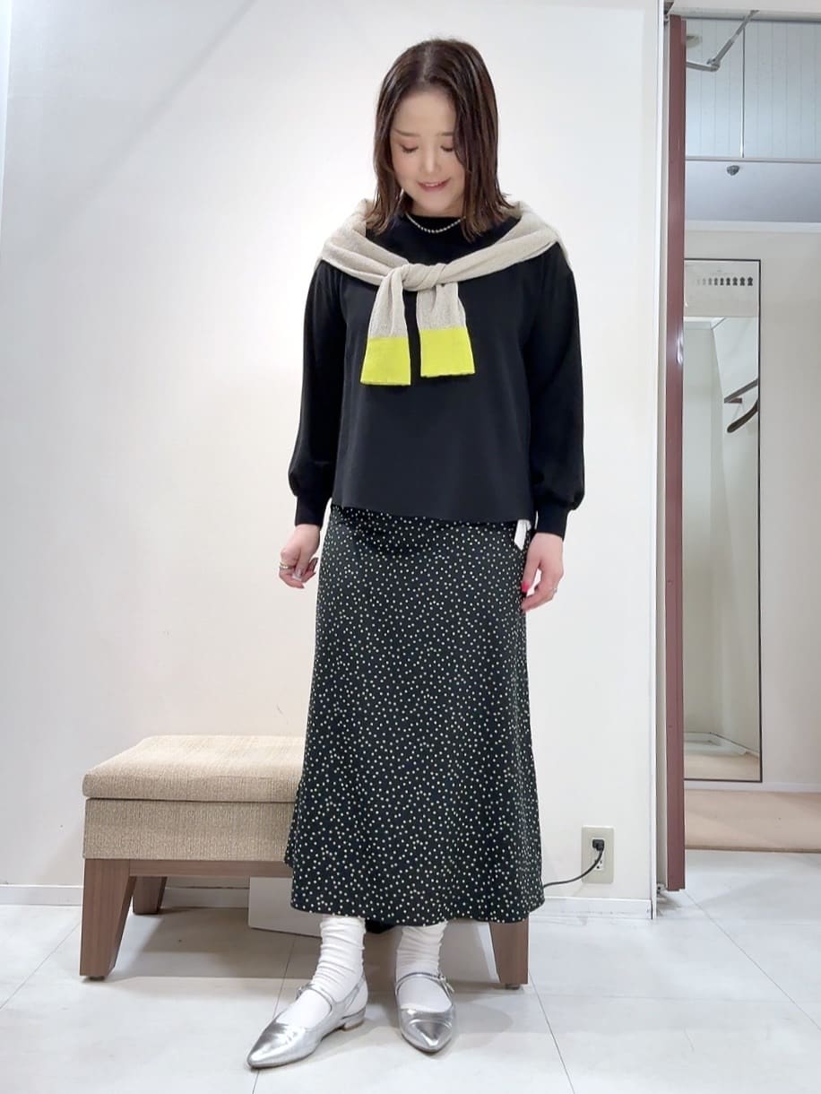 YUIさんの「UNTITLED｜【洗える】シアーニットカーディガン」を使ったコーディネート