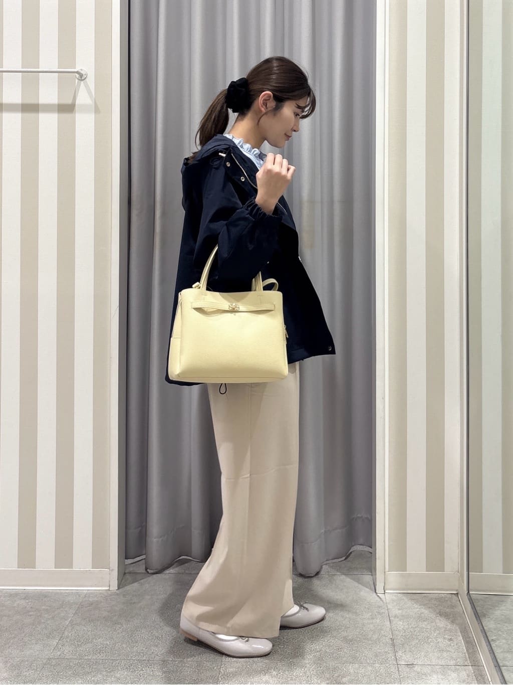 Rikaさんの「SHOO･LA･RUE｜【2WAY】上品きれい 金具ベルトトートバッグ」を使ったコーディネート
