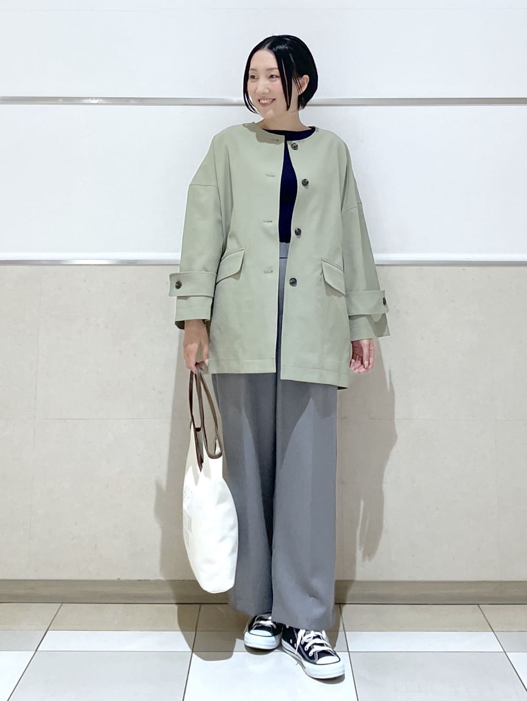 eriko さんの「Dessin｜【花粉ガード/撥水加工/洗える】クルーネックスプリングコート」を使ったコーディネート