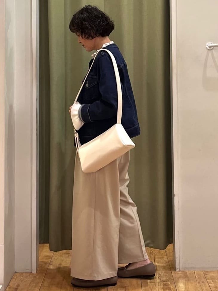 ☆ほしさんの「SHOO･LA･RUE｜【SHOO・LA・RUE DENIM/S-LL/高レビュー】大人のための ノーカラーデニムジャケット」を使ったコーディネート