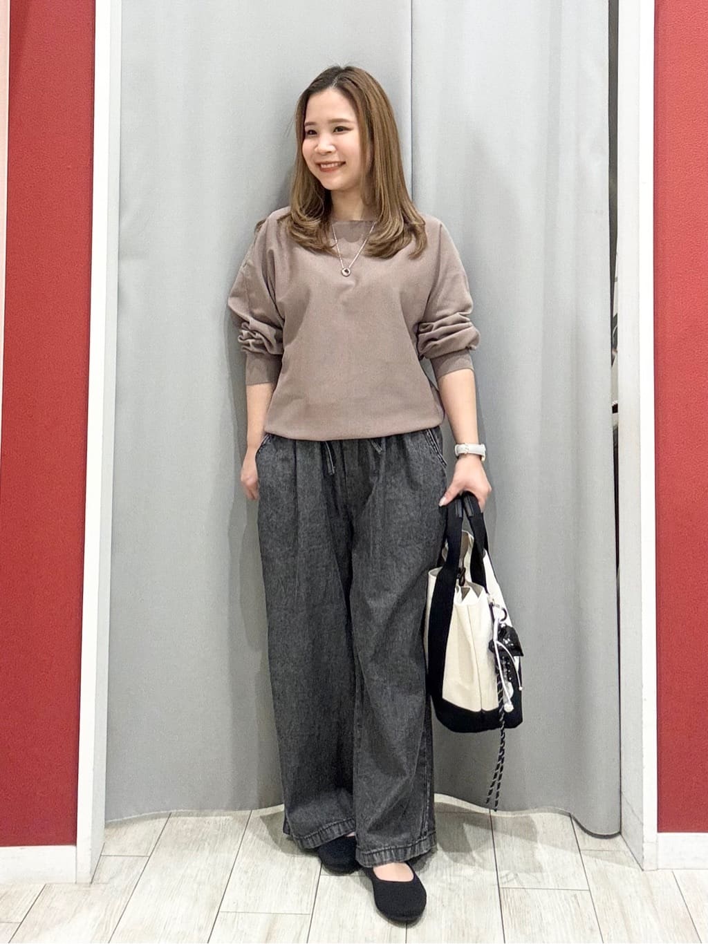 shioさんの「SHOO･LA･RUE｜配色キャンバストートバッグ」を使ったコーディネート