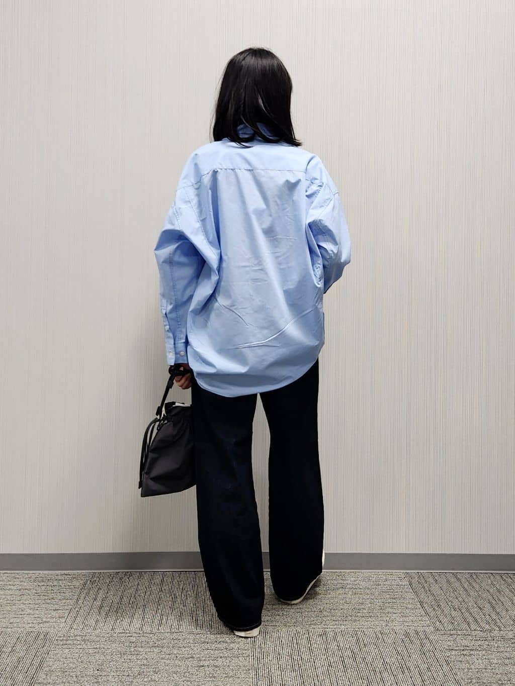 naraさんの「Dessin｜【洗える】刺繍ロゴ入りオーバーシャツ」を使ったコーディネート