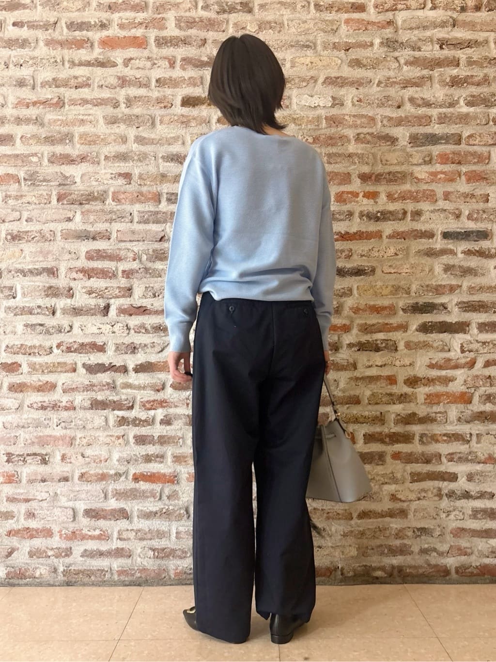 しばさんの「THE SHOP TK｜ダンボールジップパーカ」を使ったコーディネート