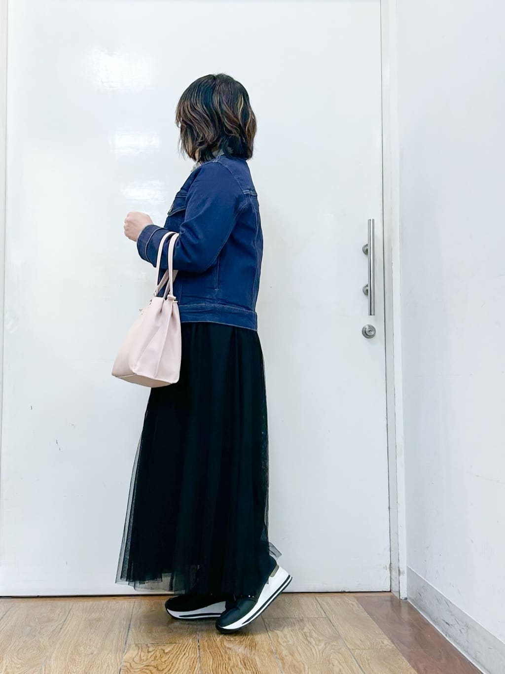 haruさんの「SHOO･LA･RUE｜【SHOO・LA・RUE DENIM/S-LL/高レビュー】大人のための ノーカラーデニムジャケット」を使ったコーディネート