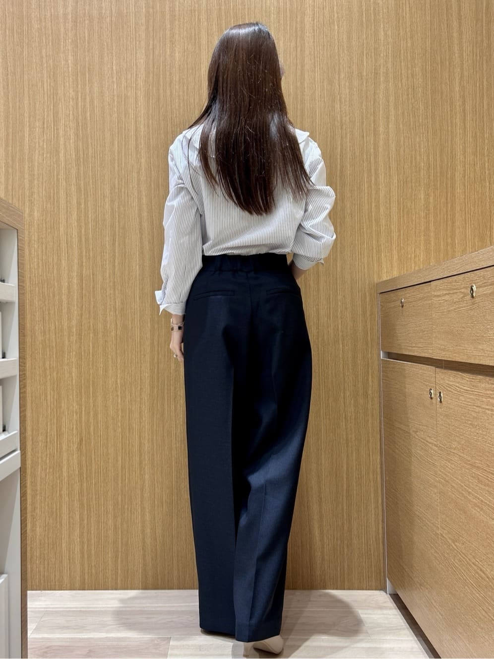 maiさんの「OPAQUE.CLIP｜金ボタンダブルブレストテーラードジレ／セットアップ対応【洗える】《S～LL》」を使ったコーディネート