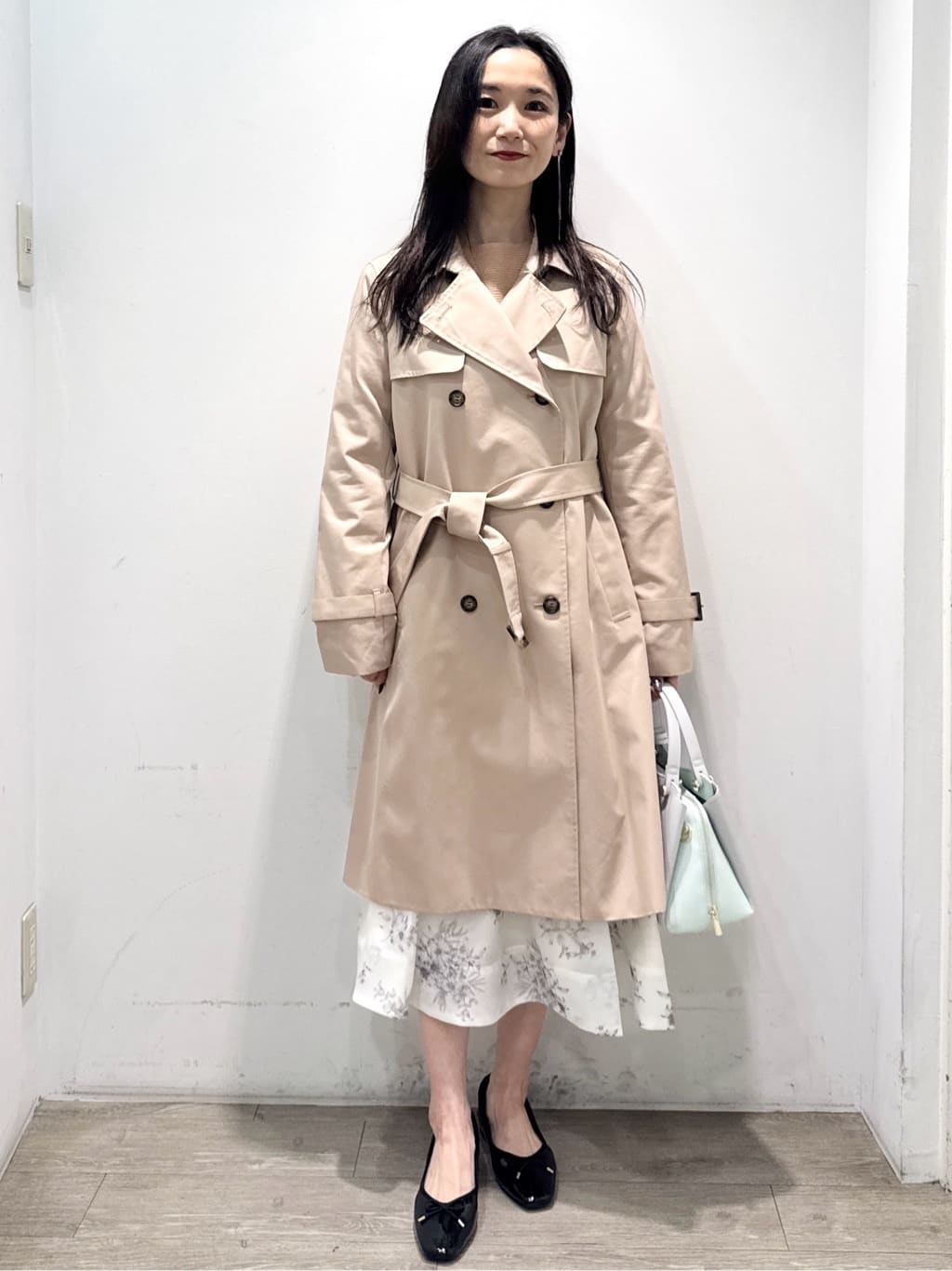 yuicciさんの「OPAQUE.CLIP｜撥水トレンチコート【洗濯機OK／花粉対応】《XS～3L》」を使ったコーディネート