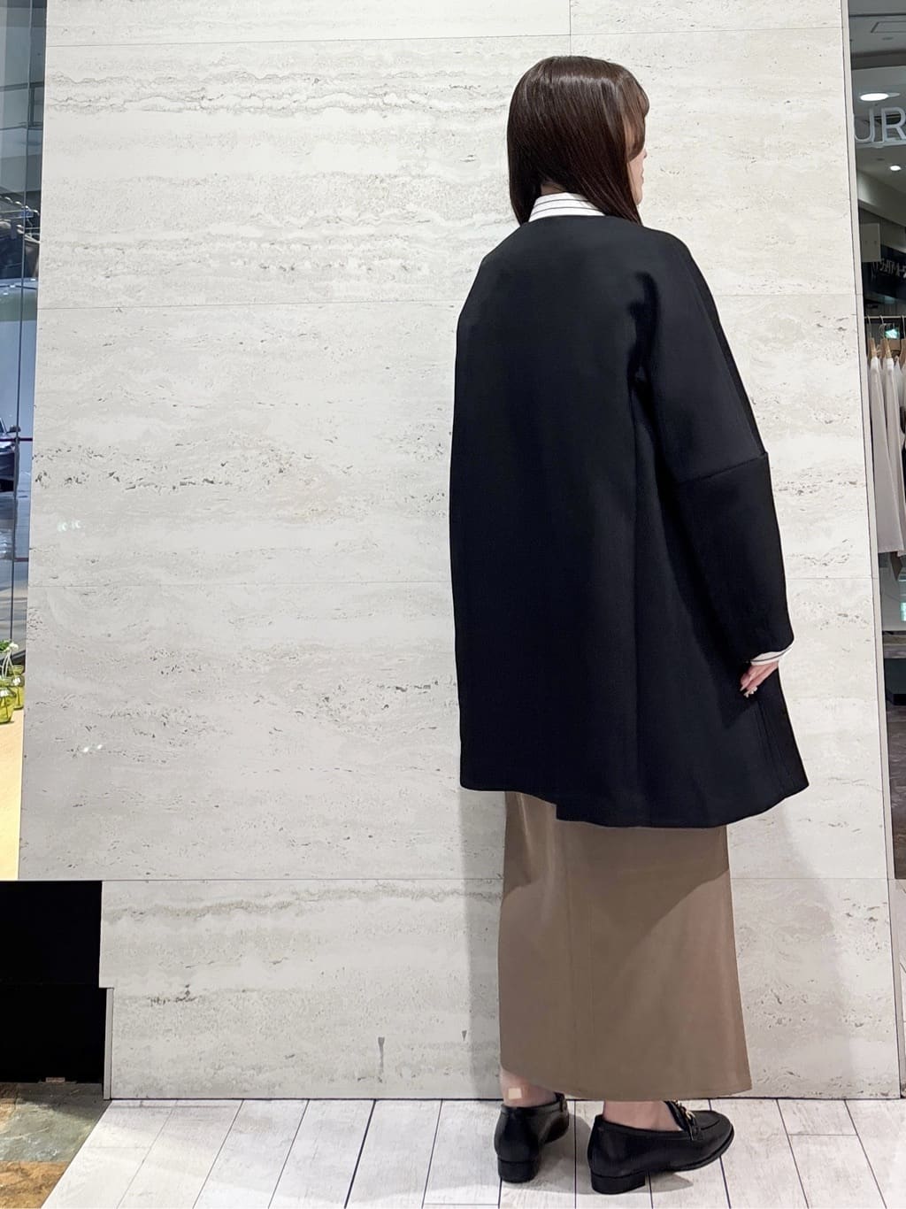 かほさんの「OPAQUE.CLIP｜タックフリルシャツ【洗濯機OK】」を使ったコーディネート